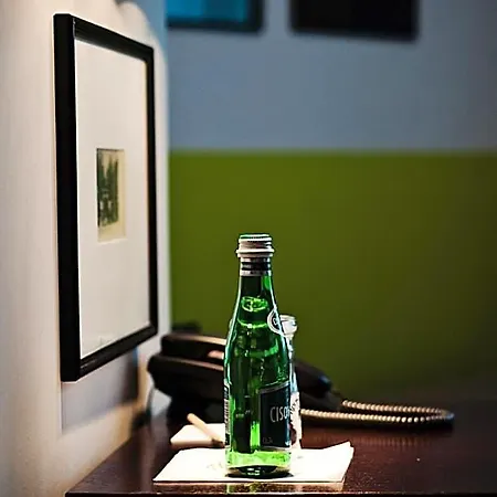 狮子山下酒店 3*